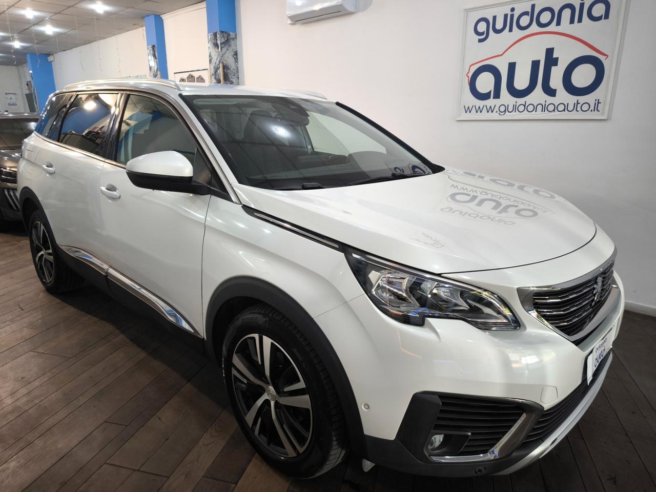 Peugeot 5008 BlueHDi 120 S&S Allure