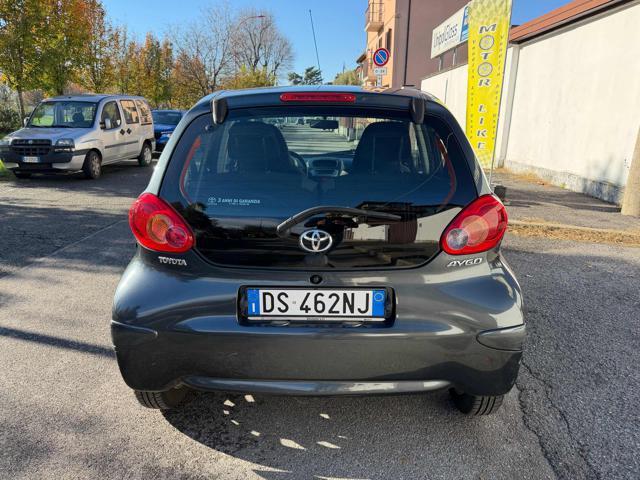 TOYOTA Aygo 1.0 12V VVT-i 5 porte Sol