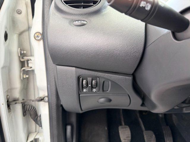 RENAULT Twingo 1.2 16V LEV Dynamique