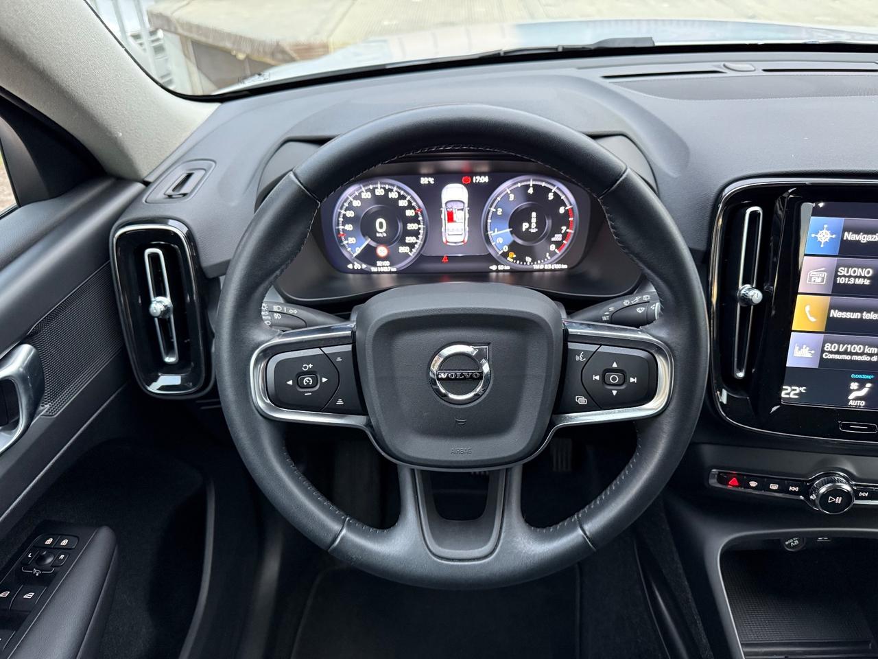 Volvo XC40 T2 Geartronic Momentum