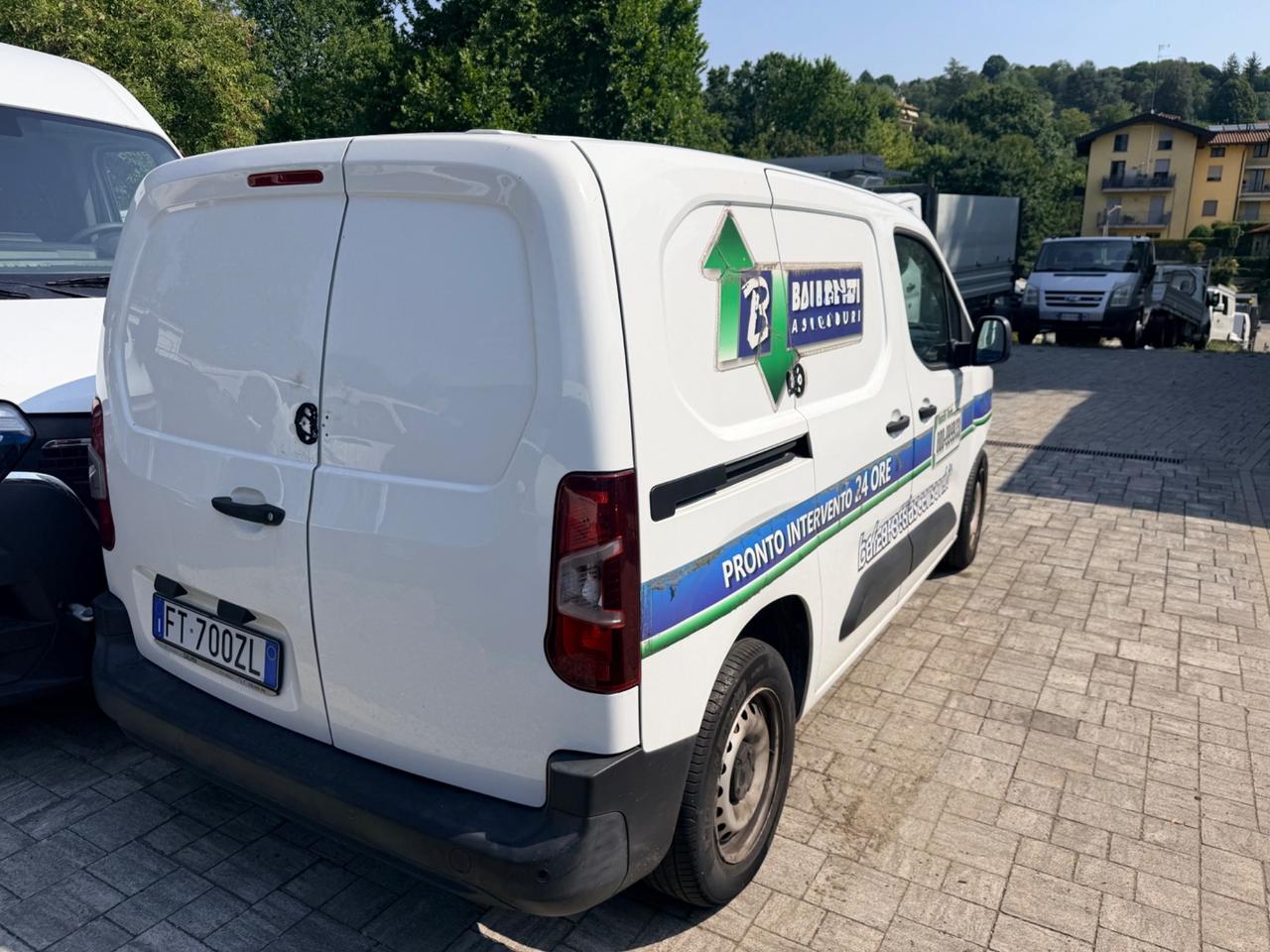 Citroen Berlingo INCIDENTATO