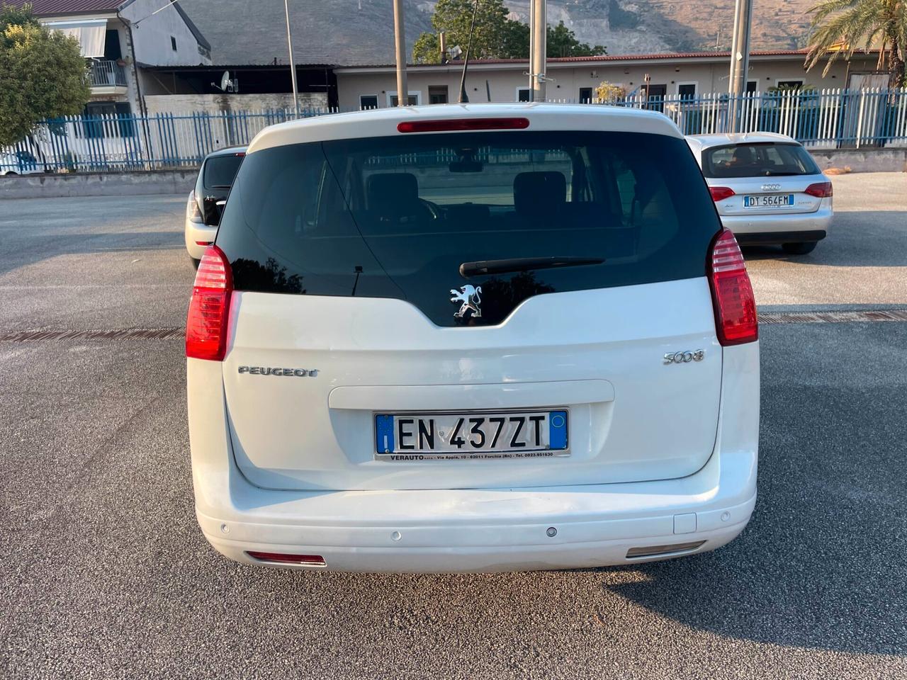 Peugeot 5008 2.0 HDi 163CV aut. Allure
