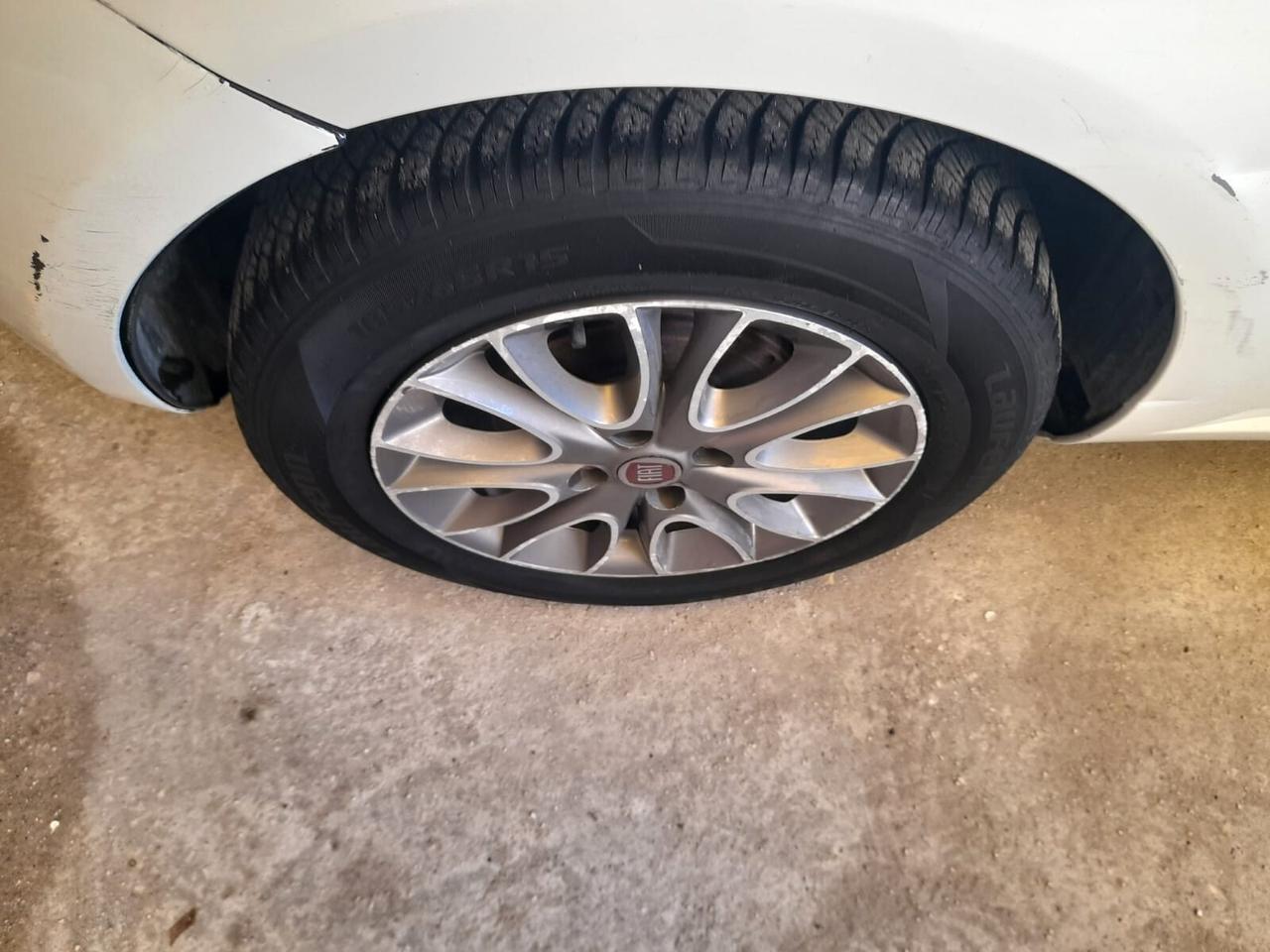 Fiat Grande Punto 1.3cc diesel 12 mesi garanzia-2011