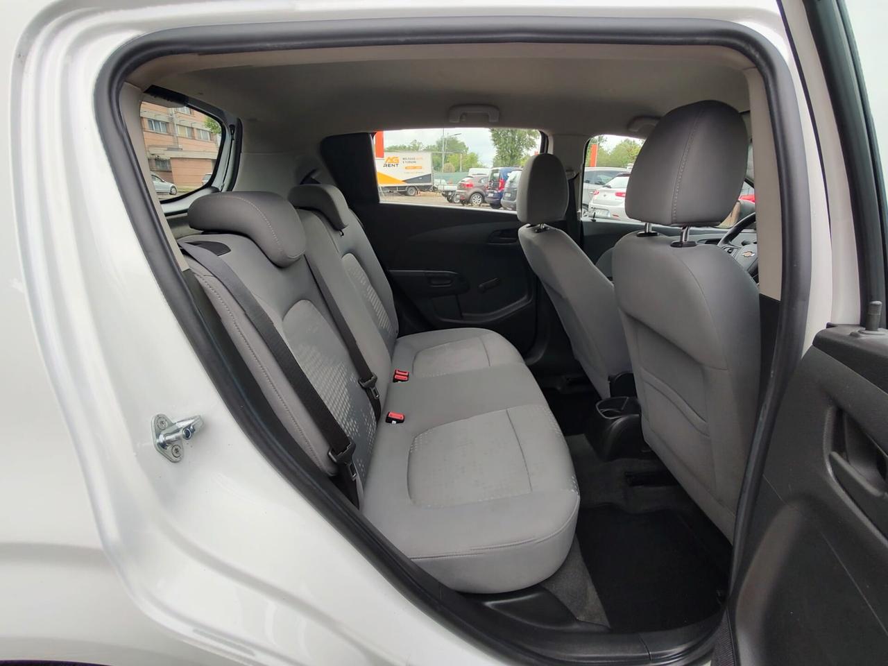 Chevrolet Aveo 1.2 70CV 5 porte LS, OK NEOPATENTATI, GARANZIA L.12 MESI.
