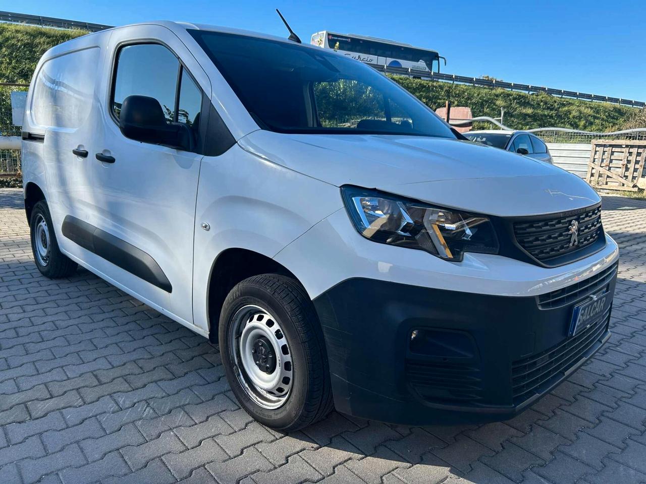 Peugeot Partner 3 p. 1.5 hdi 102cv uniproprietario