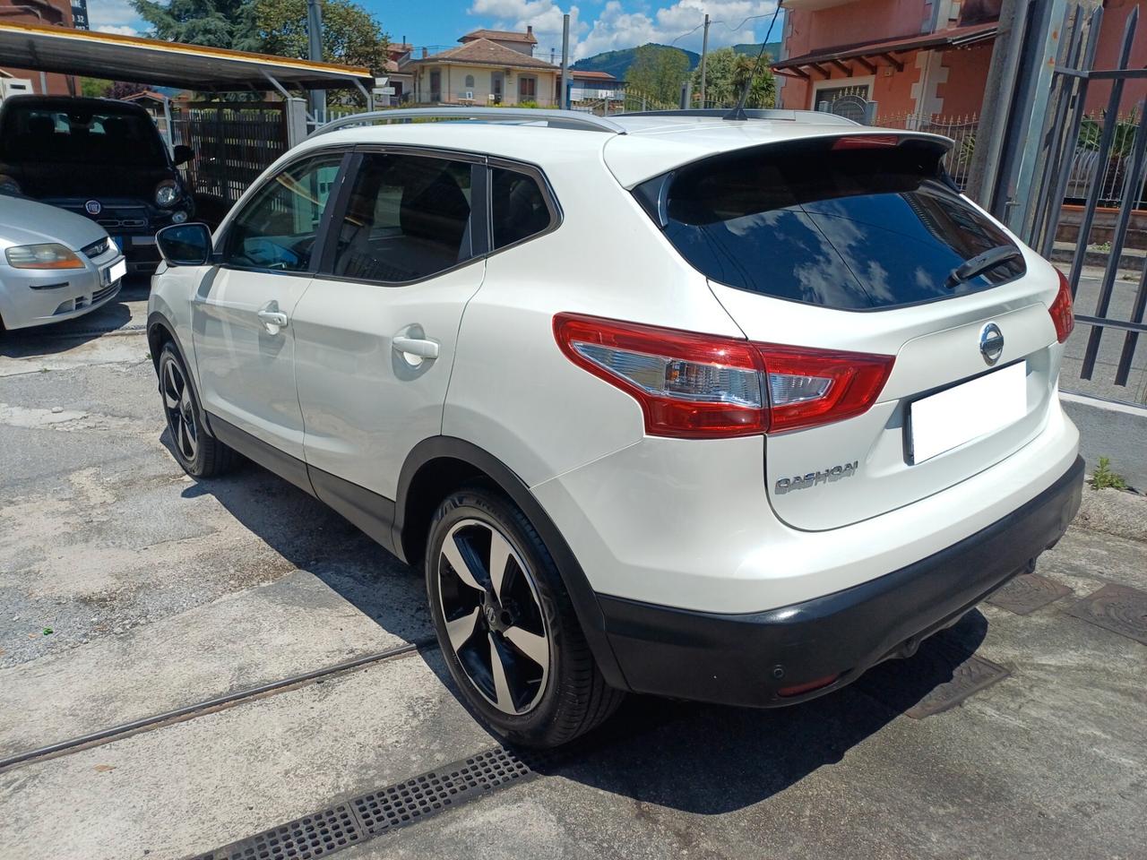 Nissan Qashqai 1.5 dCi Tekna Tetto Panoramico