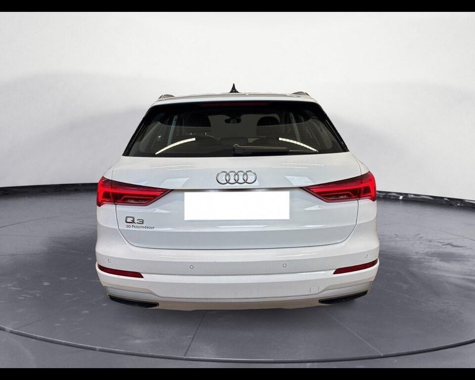 Audi Q3 35 2.0 TDI Business Plus S tronic