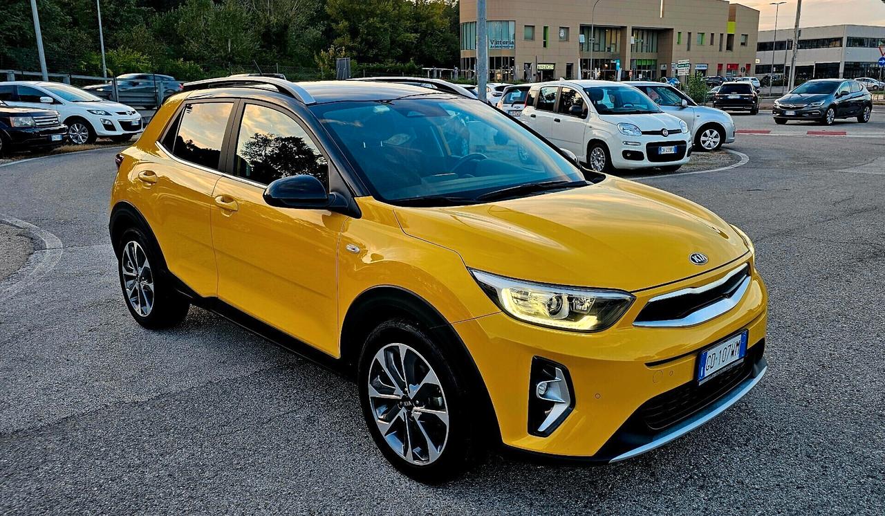 Kia Stonic 1.0 T-GDi 100 CV MHEV iMT GT Line