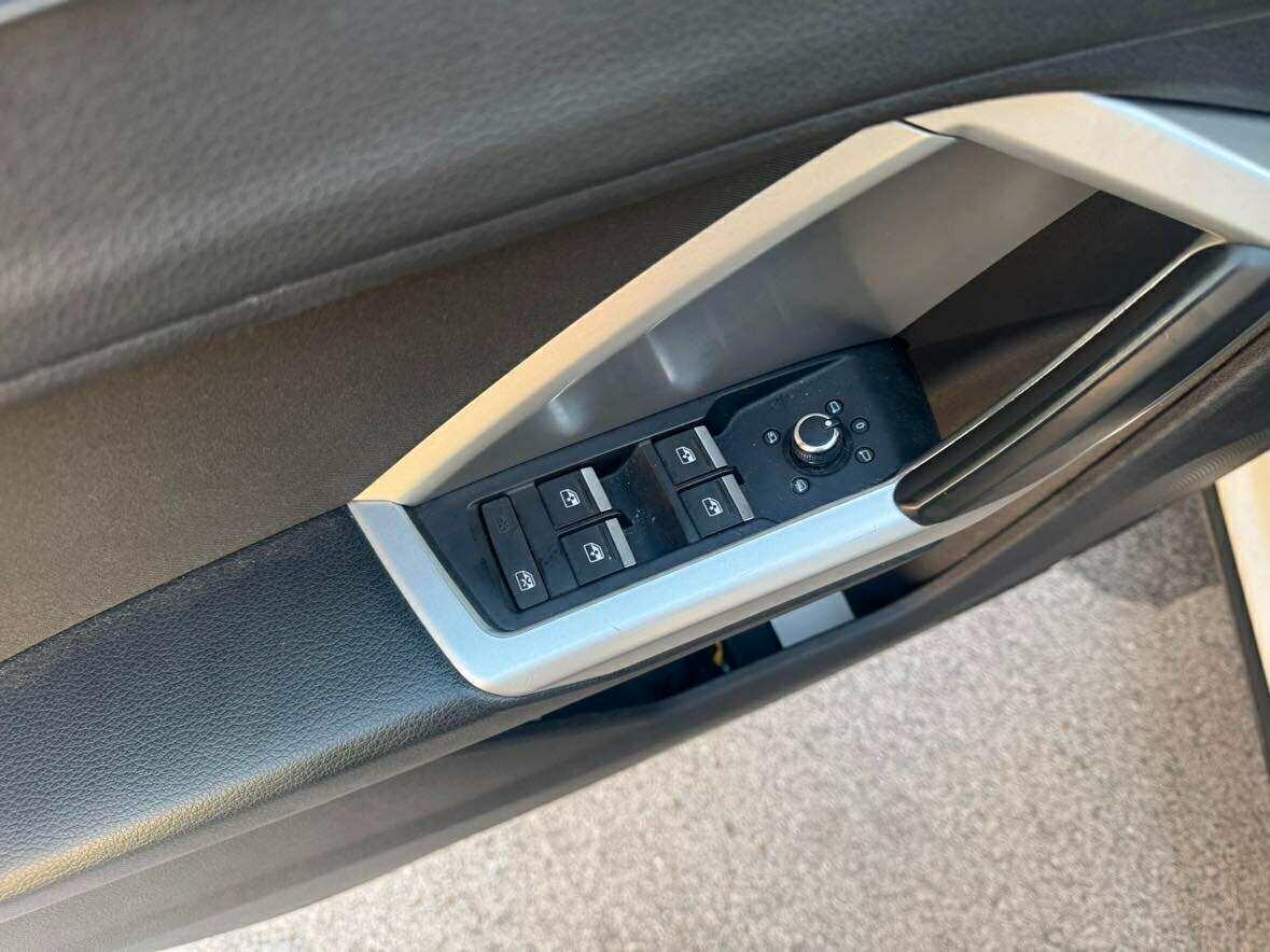 Audi Q3 35 TDI quattro Business-2019