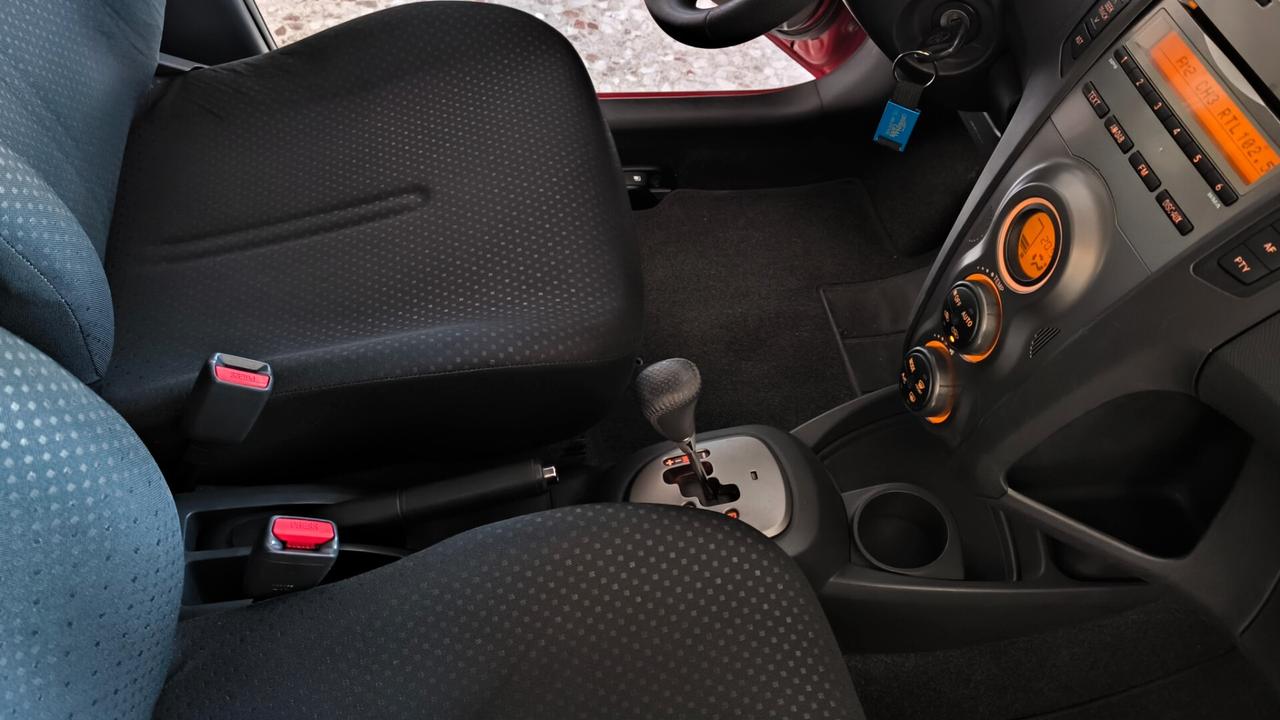 Toyota Yaris 1.3 5 porte M-MT Sol
