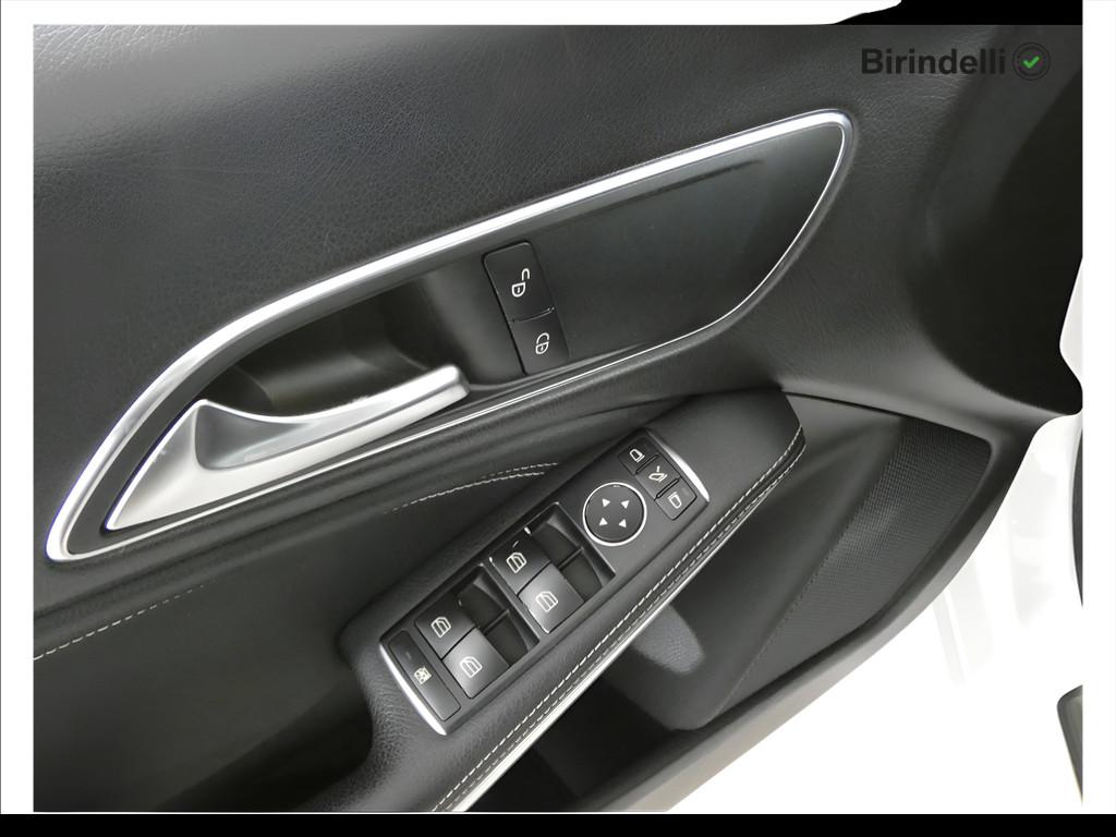 Mercedes-Benz CLA (C/X117) - CLA 200 d S.W. Automatic Sport