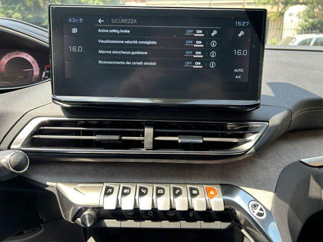 PEUGEOT 5008 PureTech Turbo 130 GT