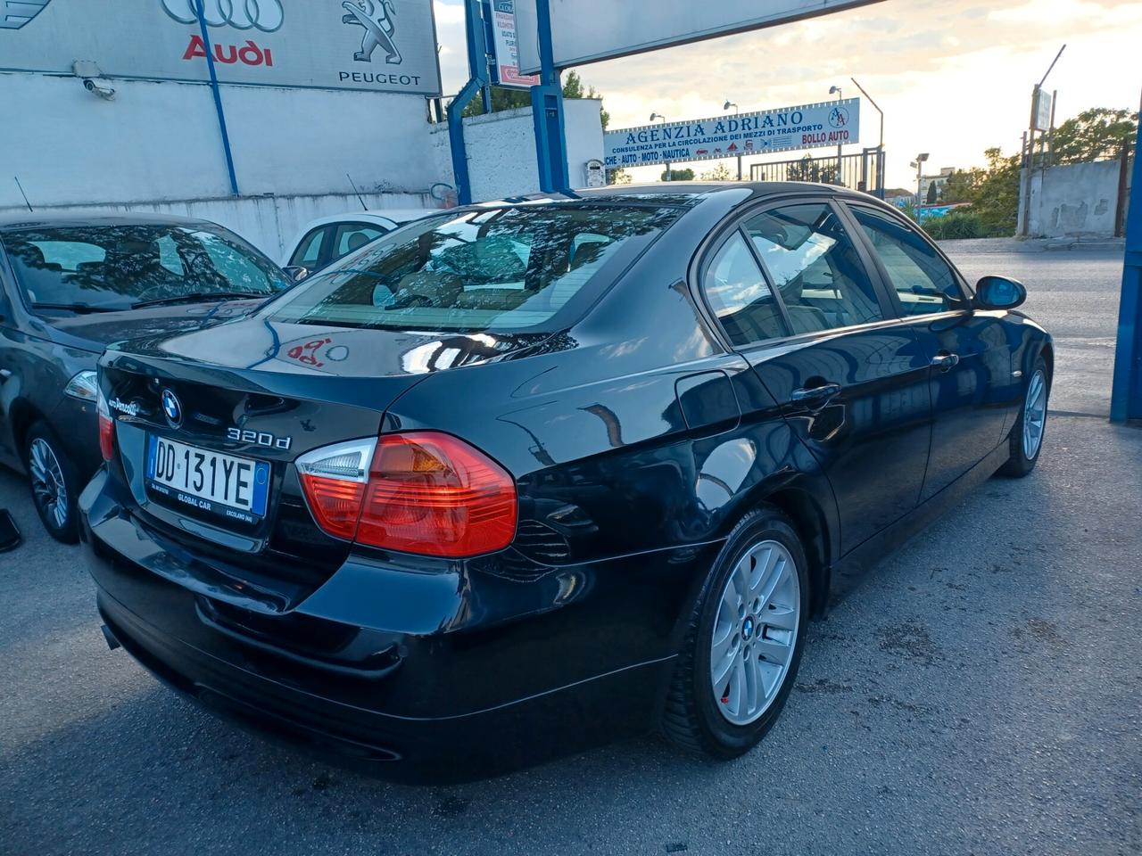 Bmw 320 D Xeno PDC PELLE PERFETTA