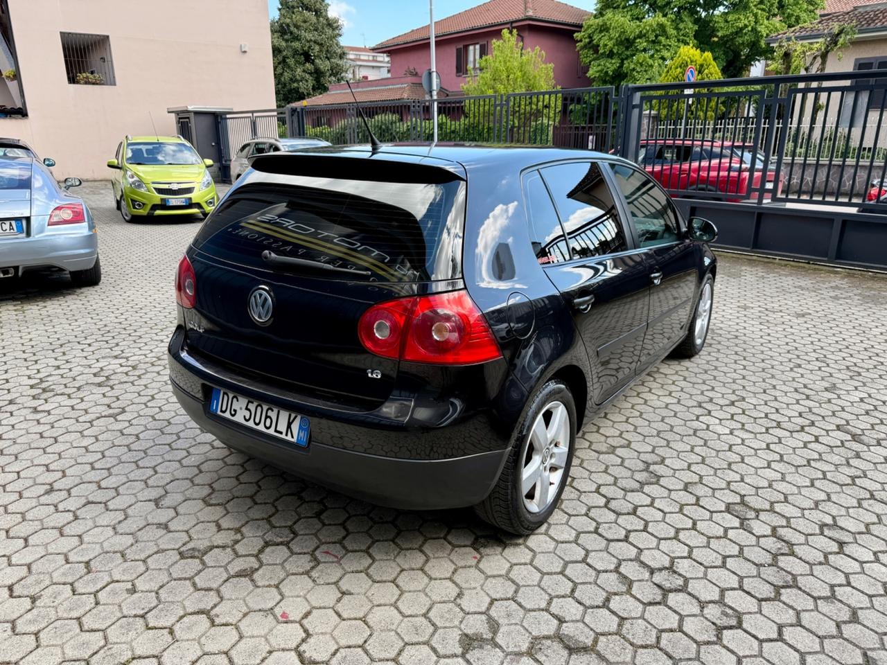 Volkswagen Golf 1.6 5p. Comfortline