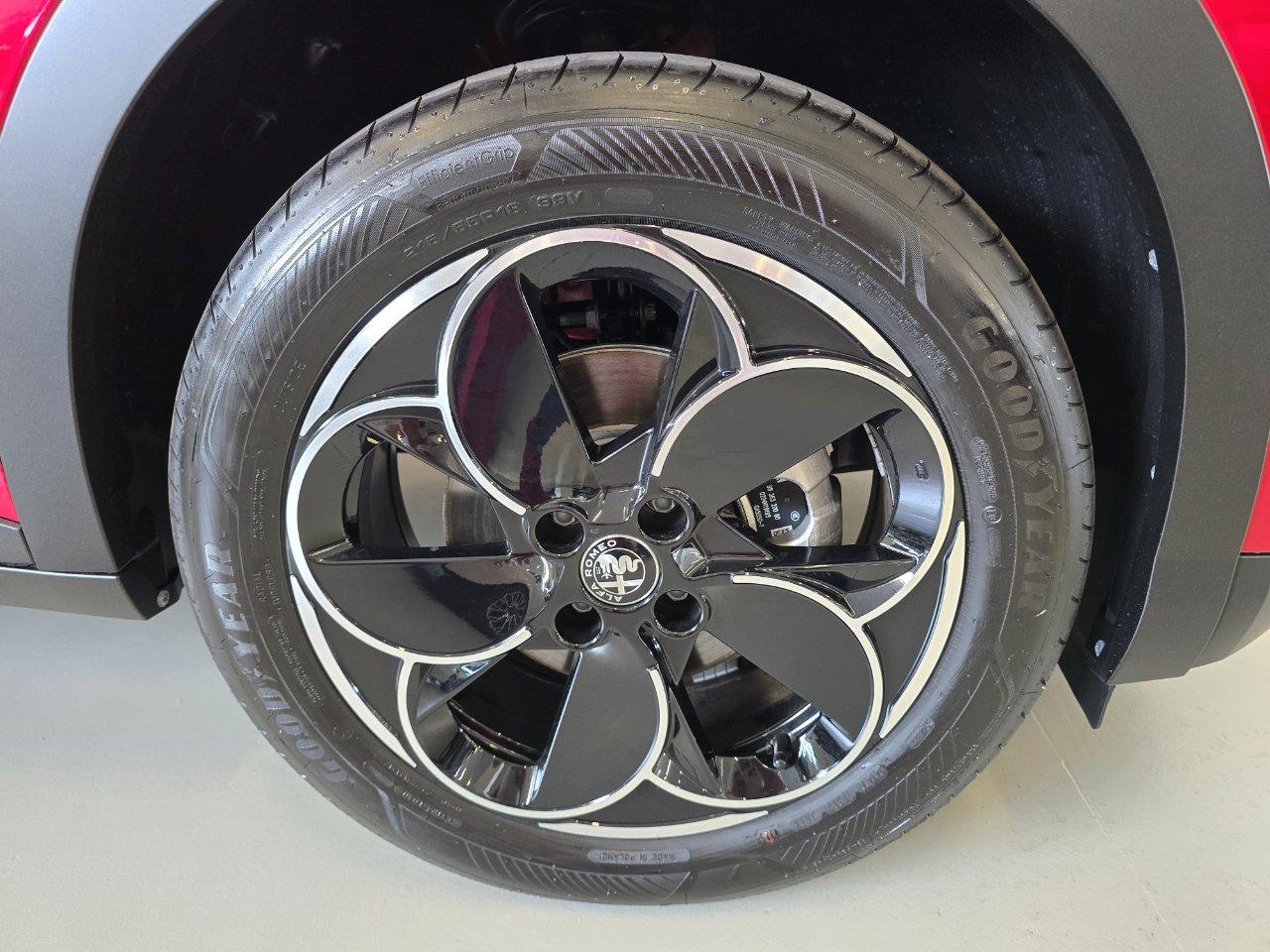 Alfa Romeo Junior 1.2 ibrida Speciale 145cv edct6