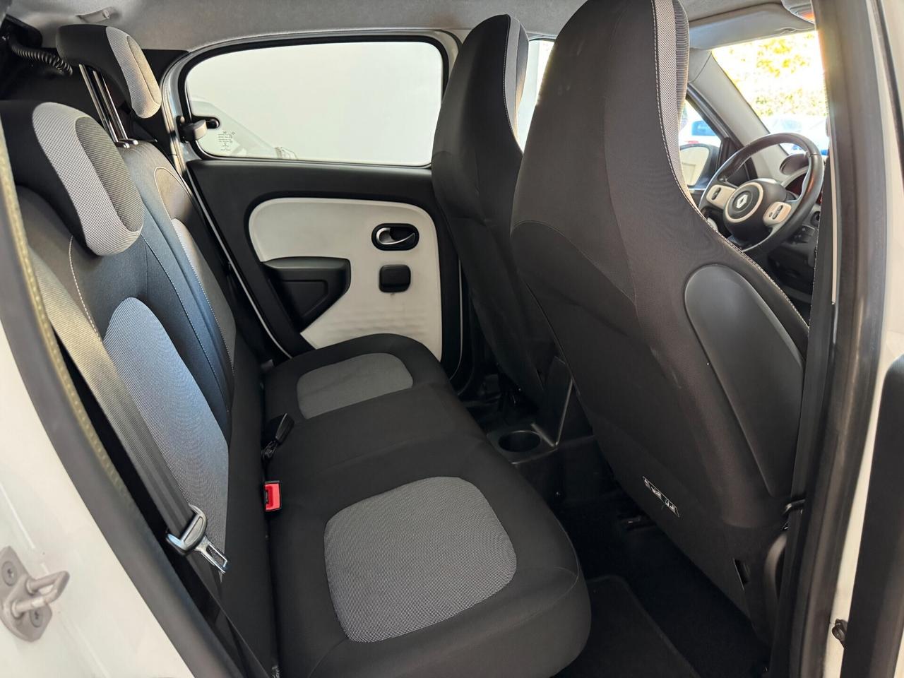 Renault Twingo 2016 Lovely NEOPATENTATI NAVI
