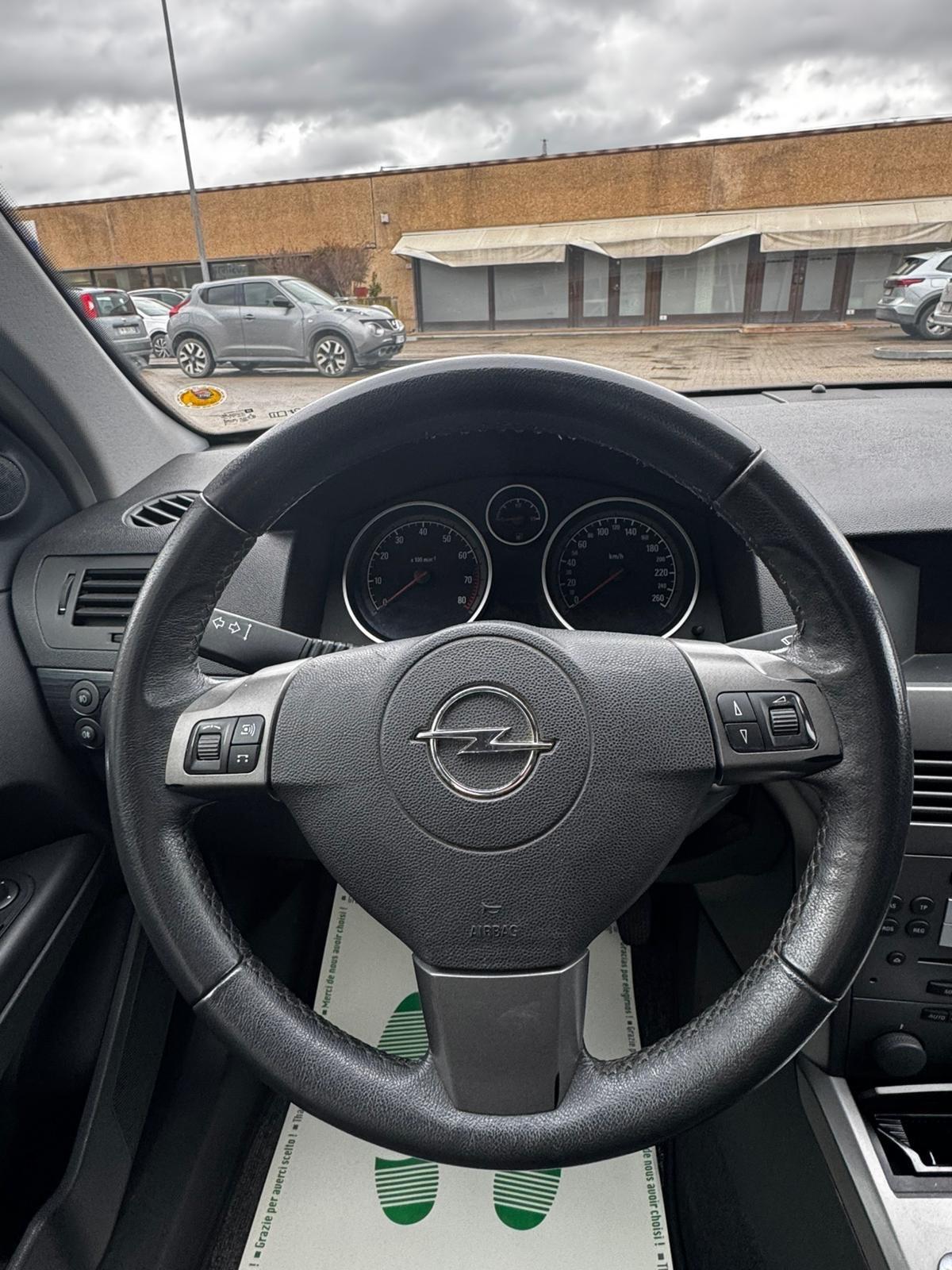 Opel Astra 1.6 16V Twinport Station Wagon Cosmo