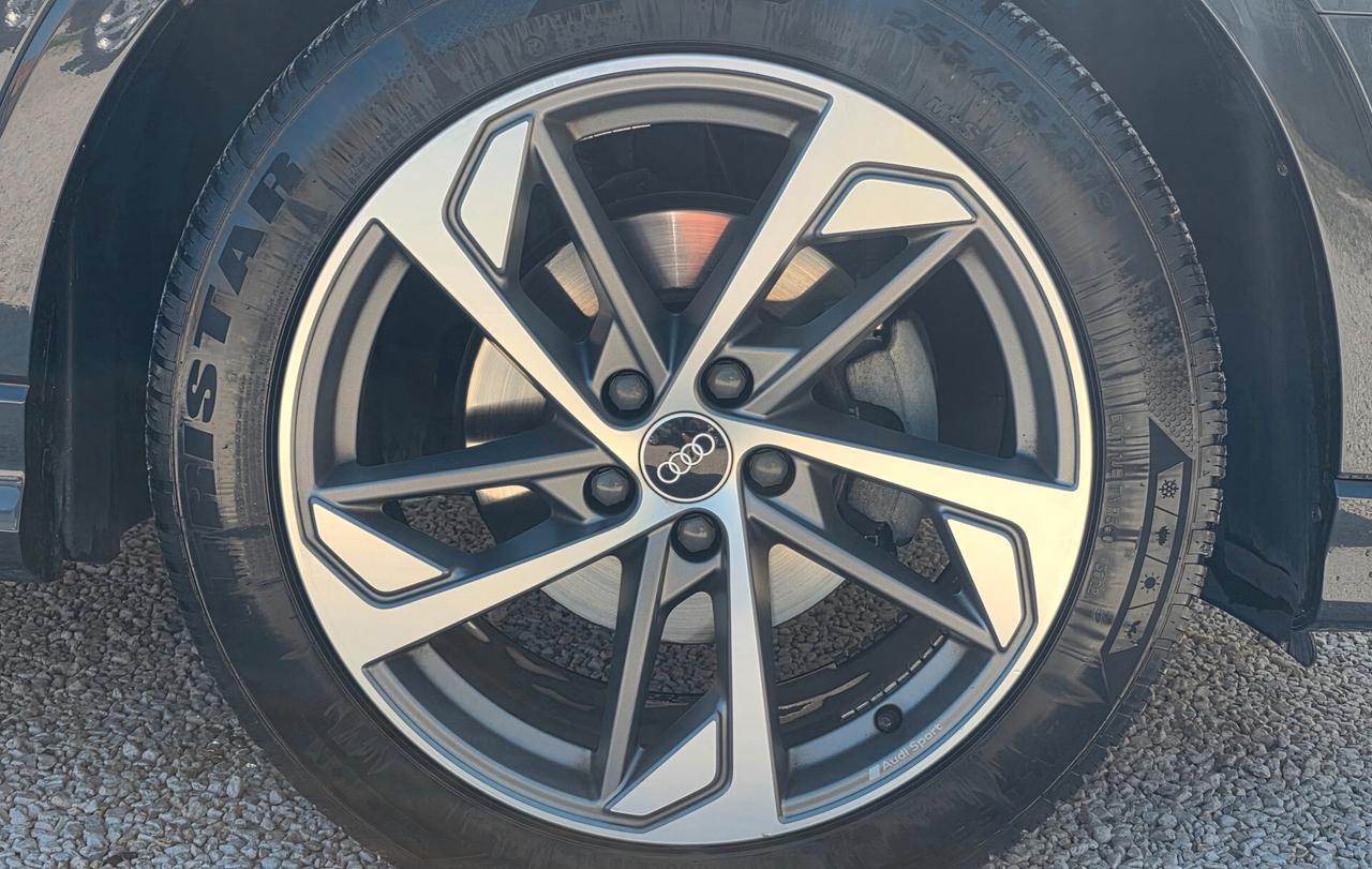 Audi Q3 35 TDI S tronic