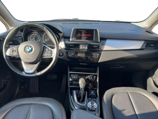 BMW 218 d Active Tourer Advantage