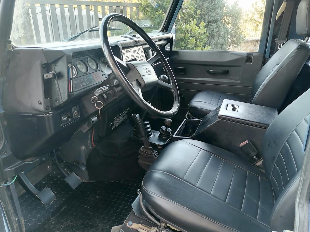 Land Rover Defender 90 - 1990