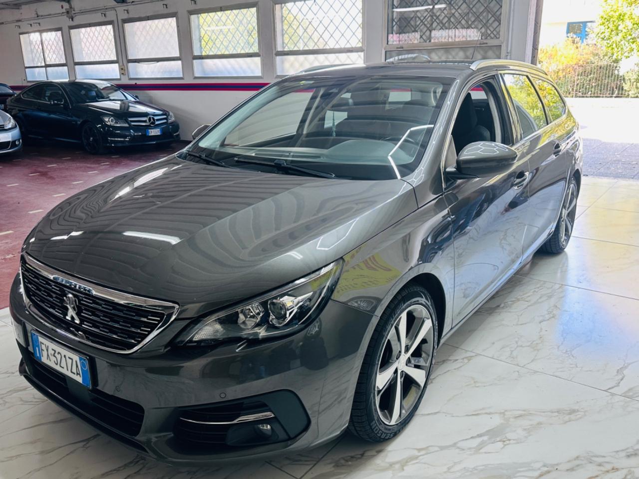 Peugeot 308 BlueHDi 130 2019