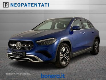 Mercedes GLA 180 180 Progressive Advanced Plus 7G-DCT