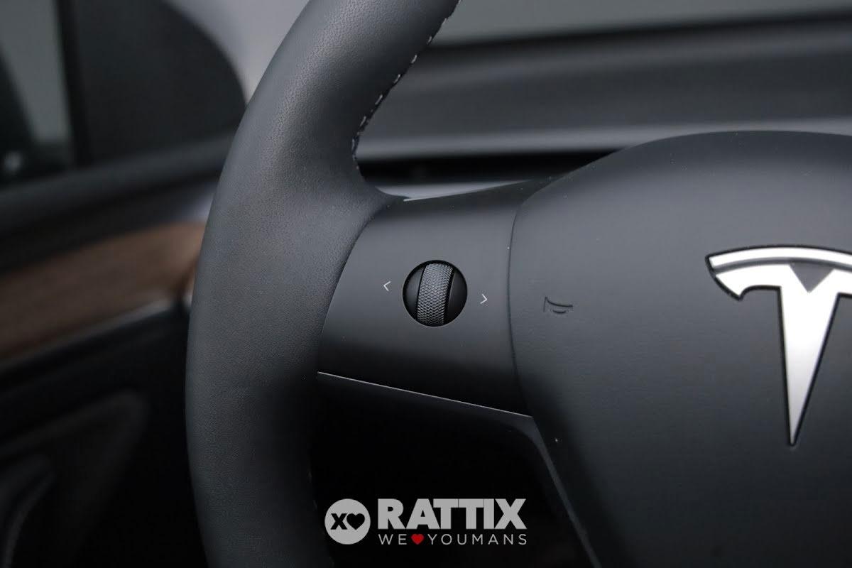 Tesla Model Y Long Range Dual Motor awd + tetto panoramico