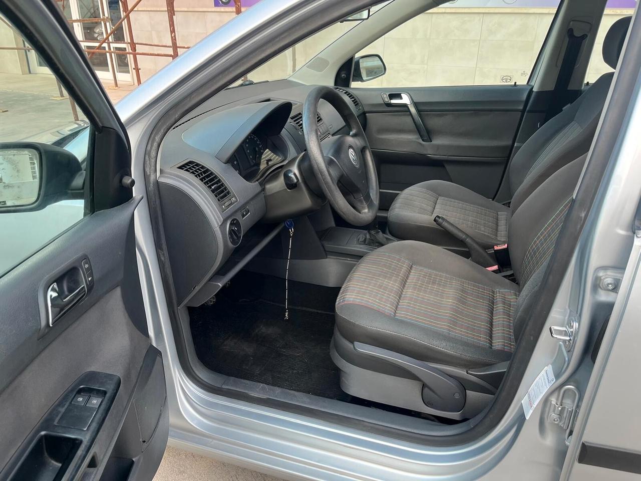 Volkswagen Polo 1.2/60CV 5p. Trendline