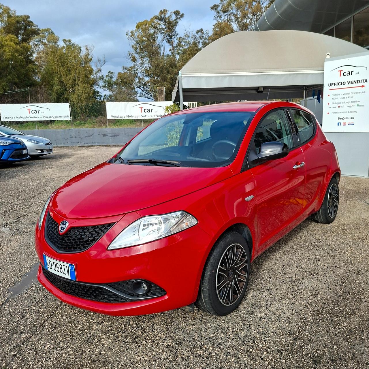 Lancia Ypsilon 1.0 Bz 70 Cv Hybrid Gold