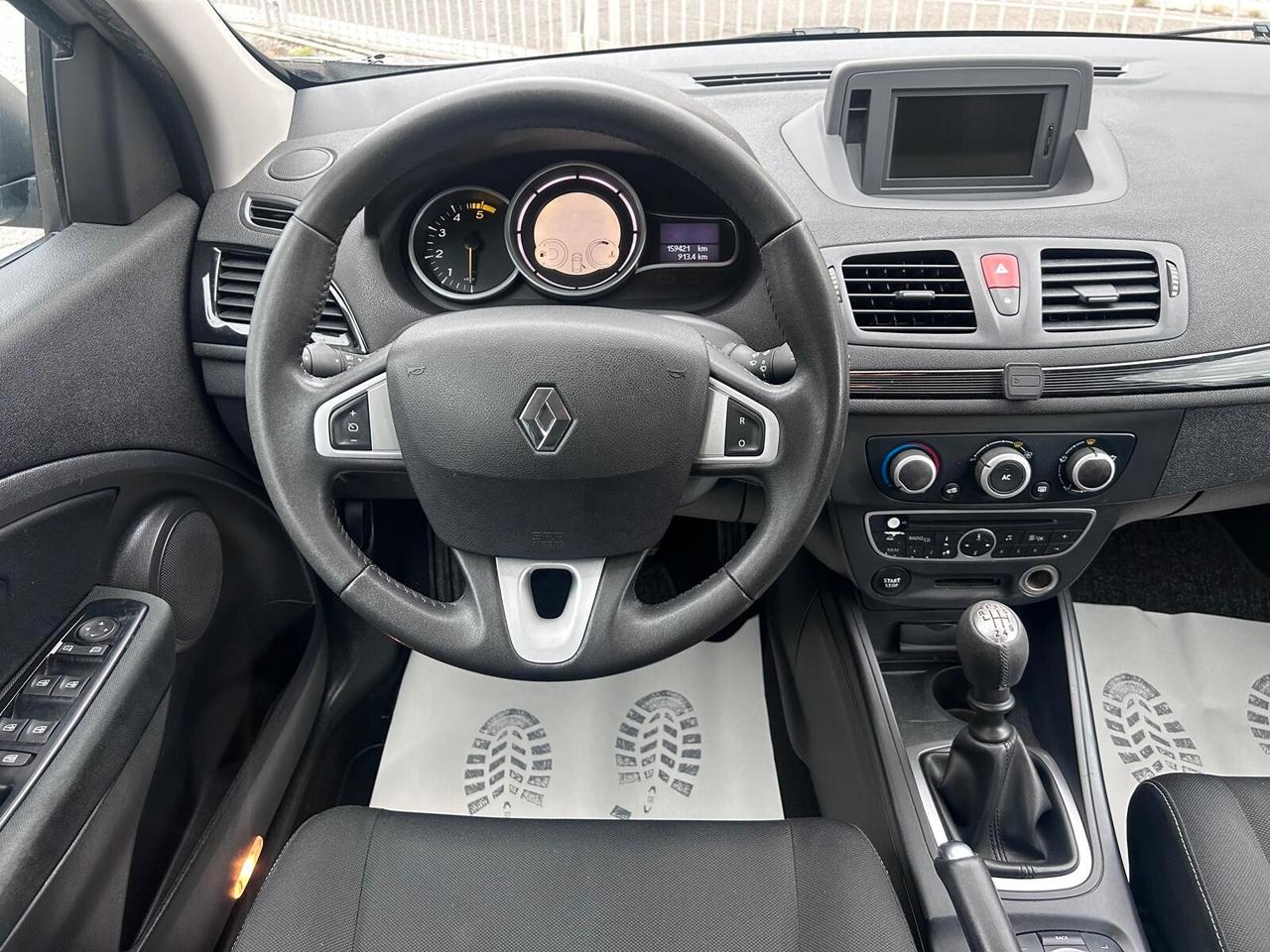 Renault Megane Mégane 1.5 dCi 110CV EDC Attractive