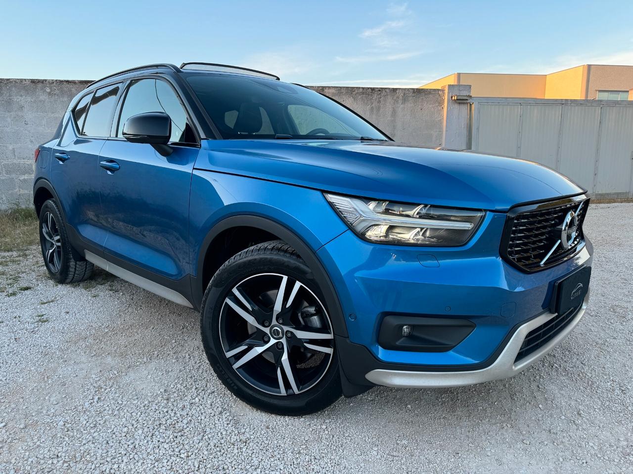 VOLVO XC40 D4 2.0D 190CV AWD R-DESIGN 2020