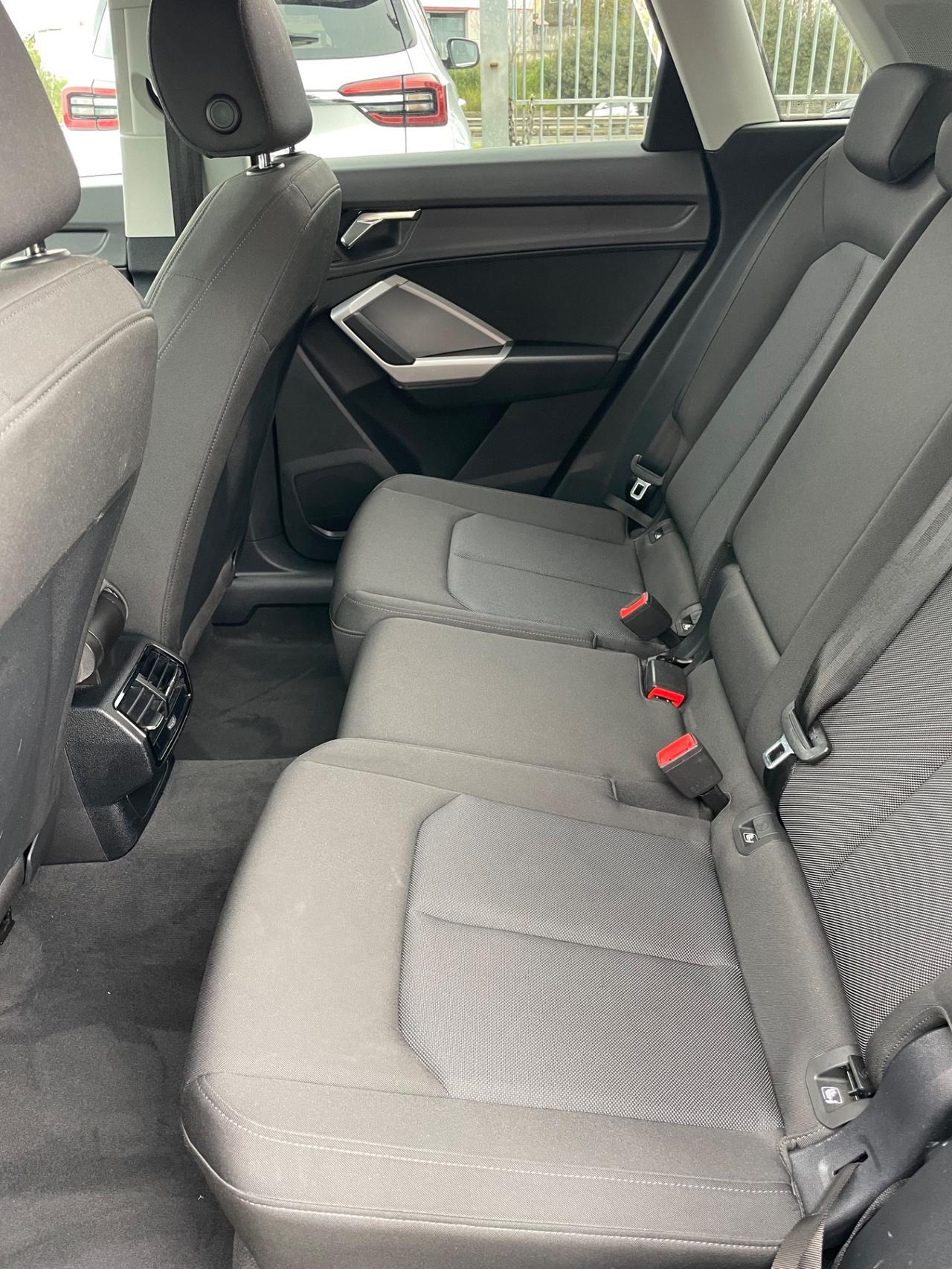 Audi Q3 35 TDI S tronic a*f*f*a*r*e