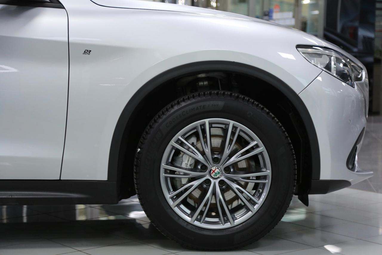 Alfa Romeo Stelvio 2.2 Turbodiesel 210 cv AT8 Q4 Super