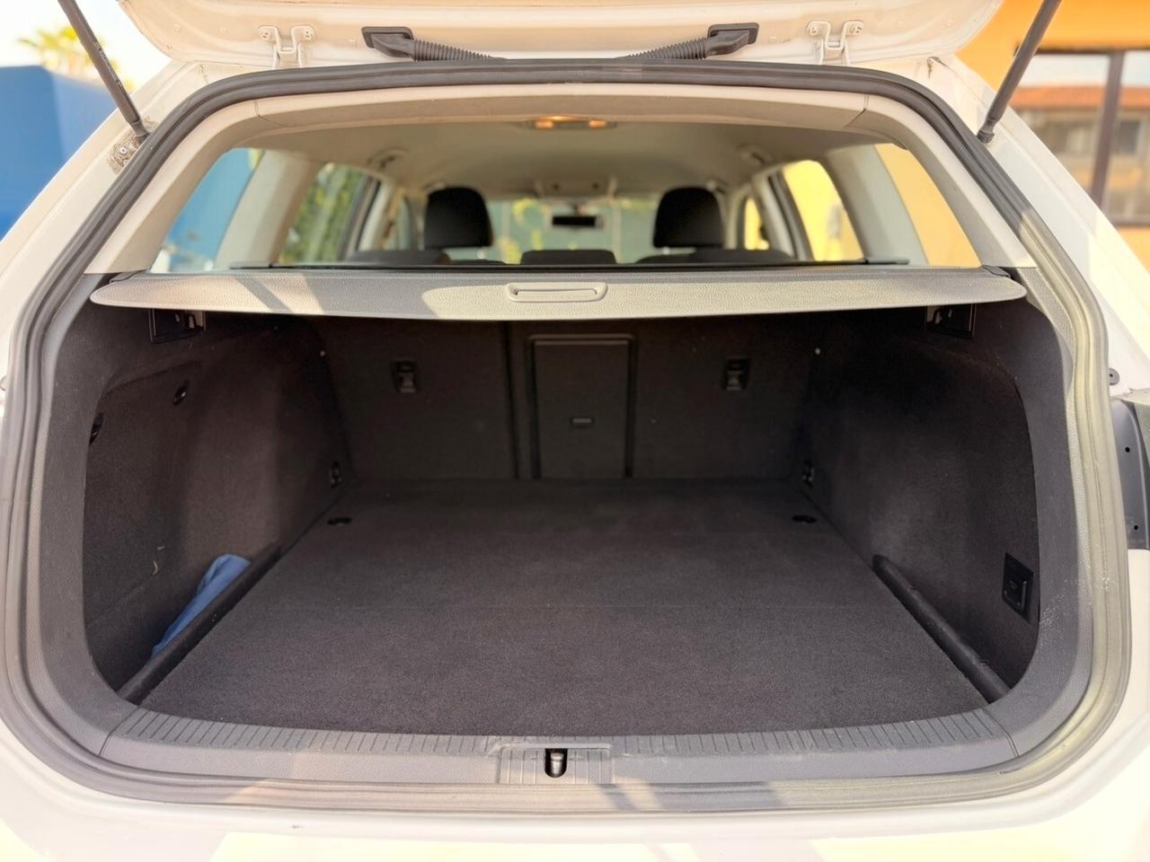 Volkswagen Golf Variant 1.4 TGI Executive BlueMotion