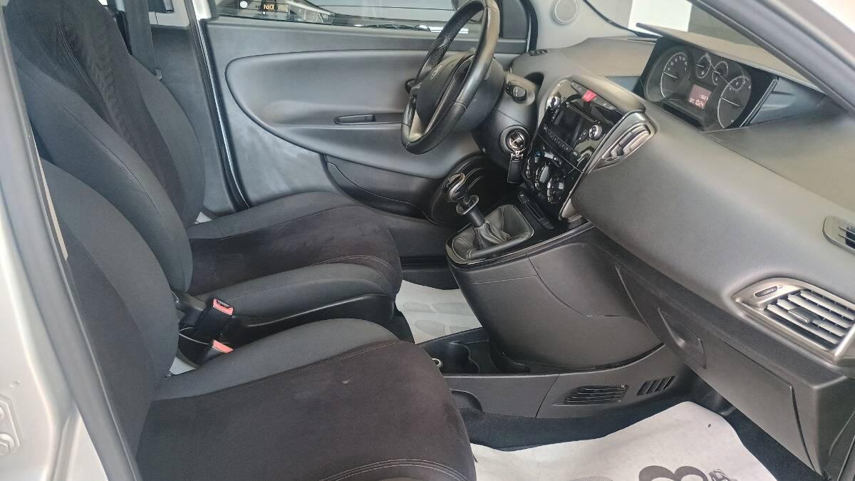 Lancia Ypsilon 1.2 8v Gold c CL 69cv E6