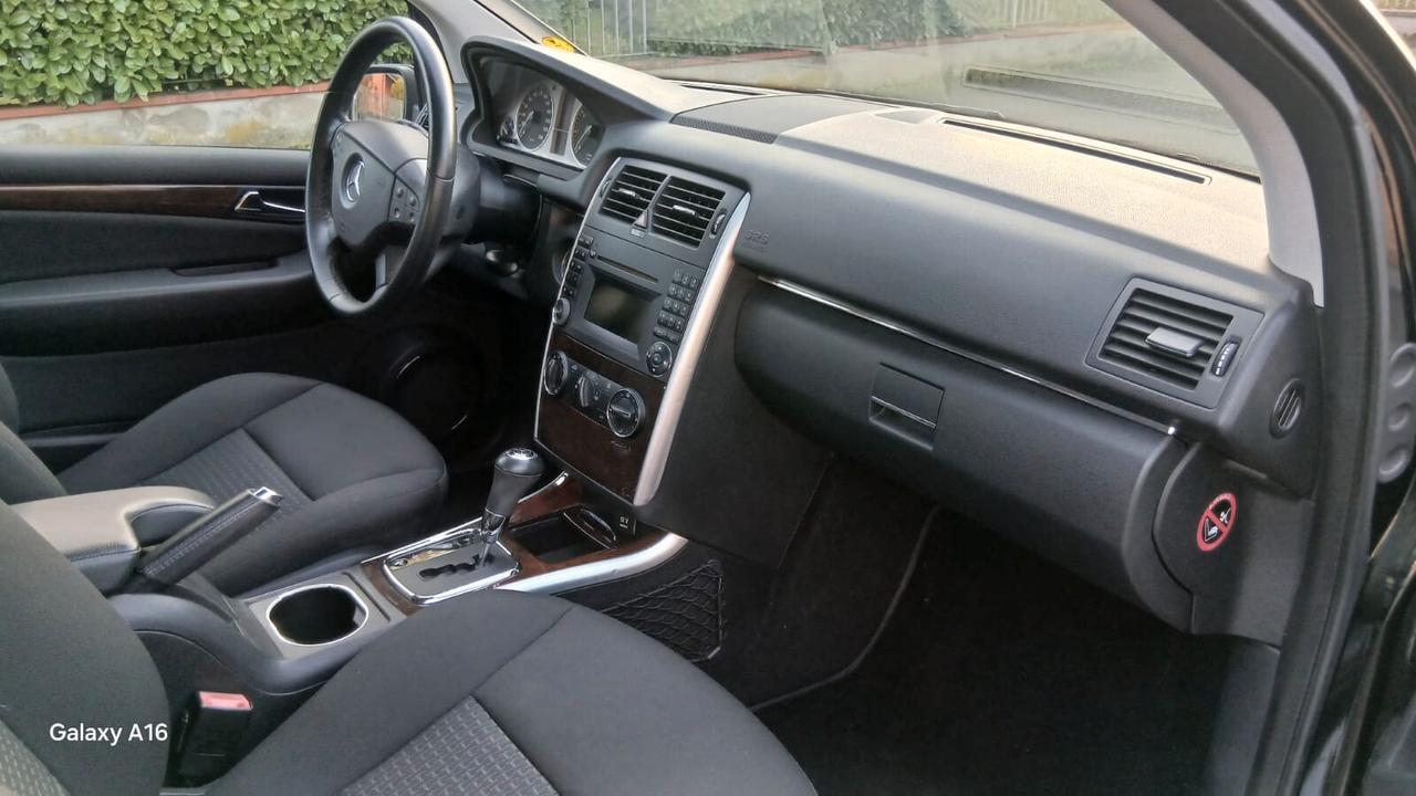 Mercedes-benz B 170 180 NGT BlueEFFICIENCY Executive
