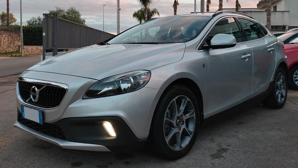 Volvo V40 Cross Country 2.0 D2