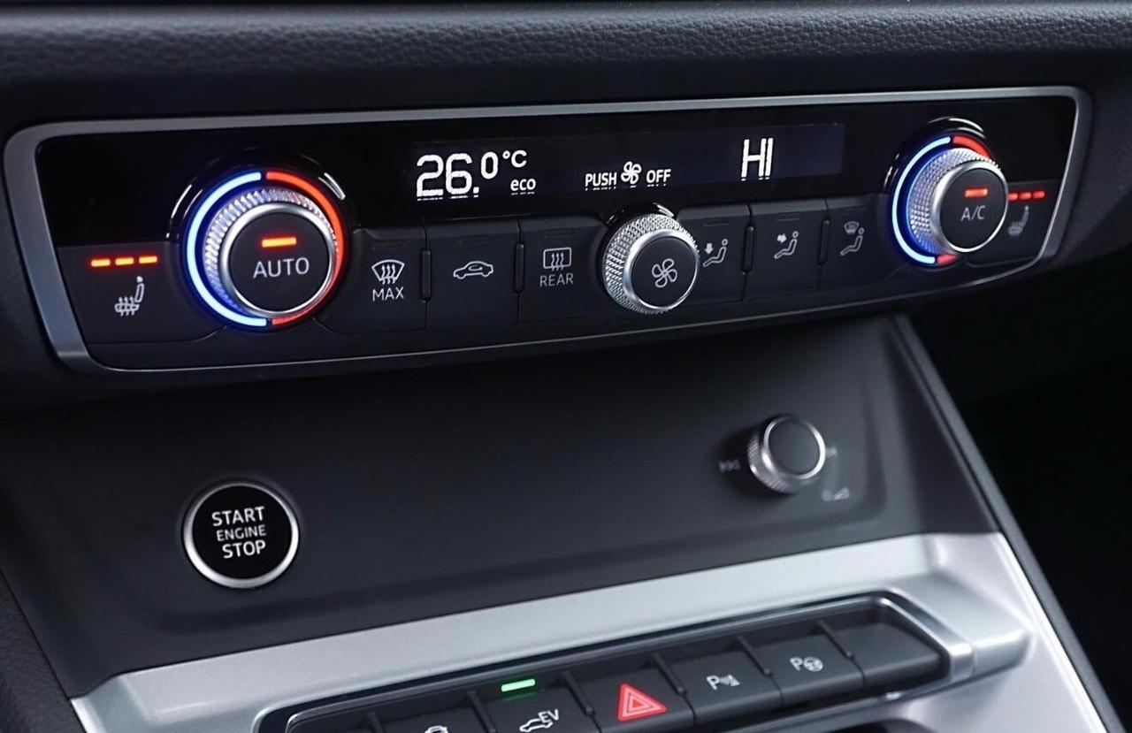 Audi Q3 45 TFSI S tronic S LINE esterno Cerchi 20