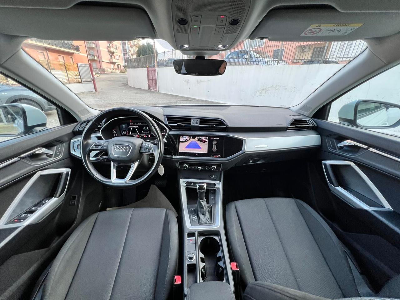 Audi Q3 35 TDI quattro S tronic Business Sport