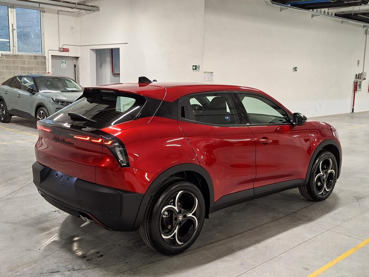 Alfa Romeo Junior 1200 Turbo mhev Hybrid eDCT6 Km. 0