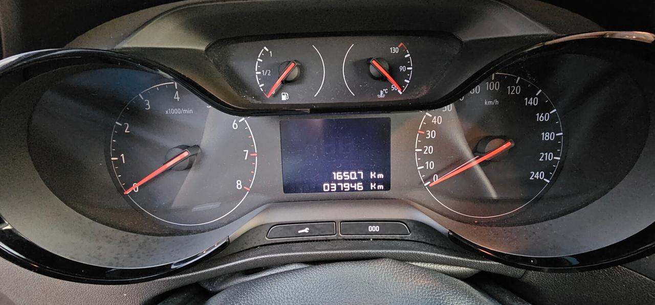 Opel Crossland 1.2 Turbo 110 CV solo 37000km