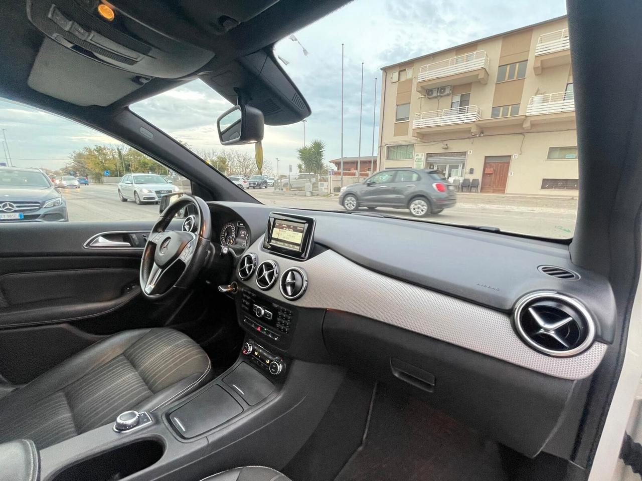 Mercedes-benz B 250 200 Premium