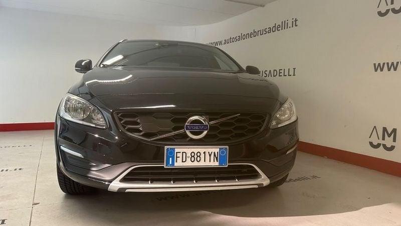 Volvo V60 Cross Country D3 Geartronic Business NAVI DOPPIO TRENO GOMME