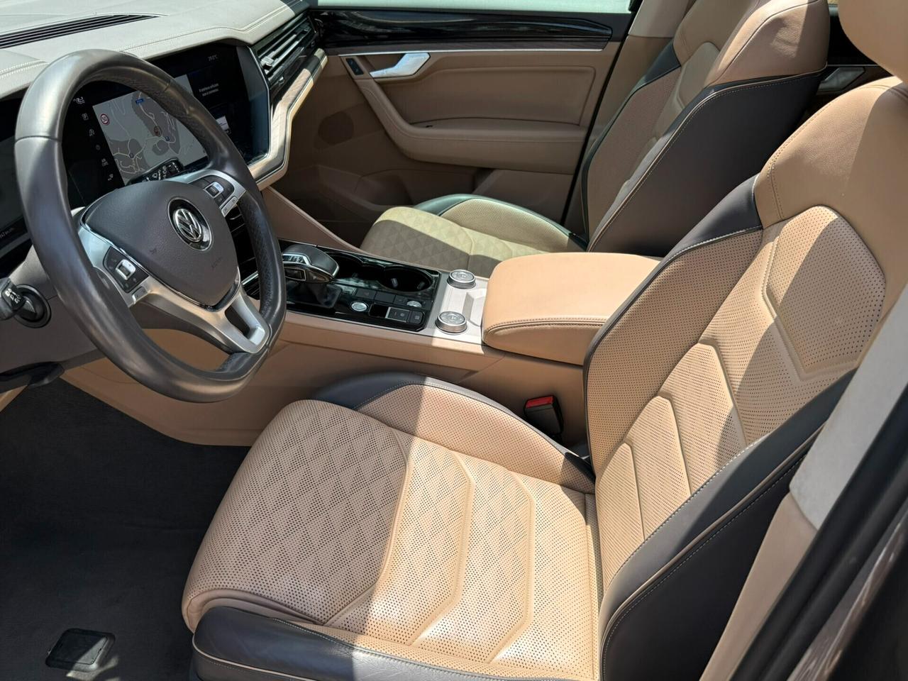 Volkswagen Touareg 3.0 V6 TDI SCR Advanced Tetto