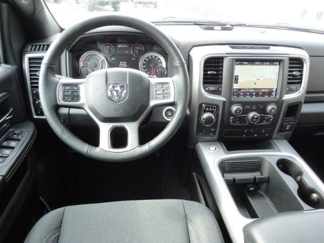 DODGE RAM 1500 5.7 GPL V8 Slt Warlock N1 - Pronta