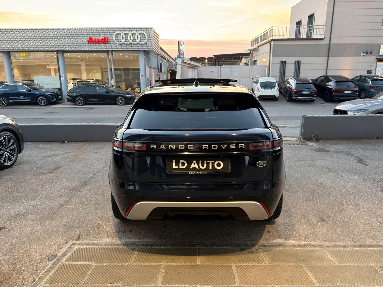 Land Rover Range Velar 2.0D I4 204 CV SE TETTO APRIBILE