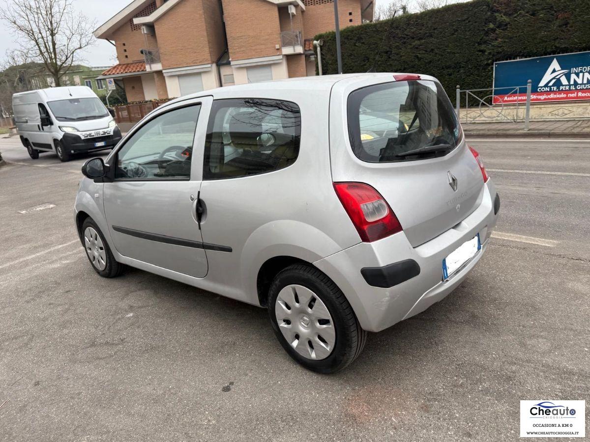RENAULT - Twingo - 1.2 8V Privilège