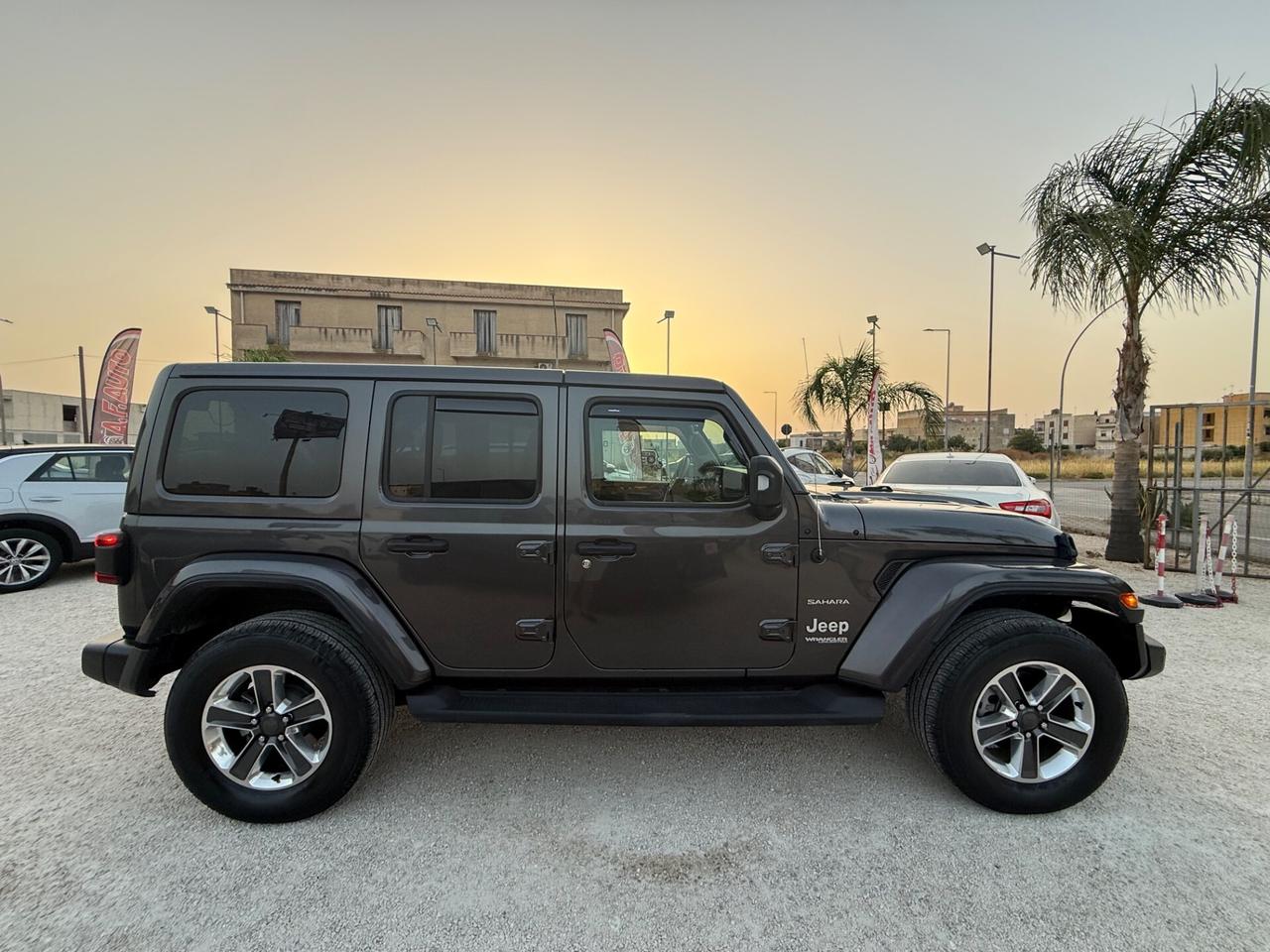 Jeep Wrangler Unlimited 2.2 Mjt II Sahara