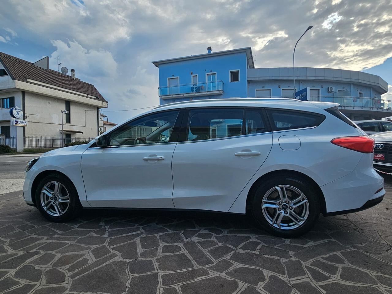 Ford Focus 1.5 EcoBlue 120 CV automatico SW Business Co-Pilot