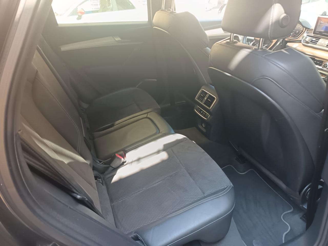 Audi Q5 50- 3.0TDI S line S-Tronic Quattro - Full Optional